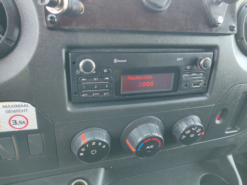 Renault Master T35 2.3 dCi Bakwagen / LOWLINER Autom 18