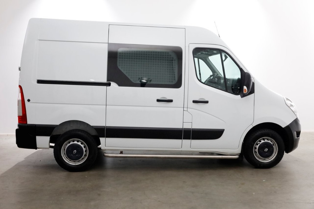 Renault Master T35 2.3 dCi E6 L1H2 Airco/Camera/2x Schuifdeur 09-2017 11