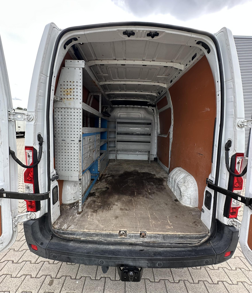 Renault Master T35 2.3 dCi L2H2 14