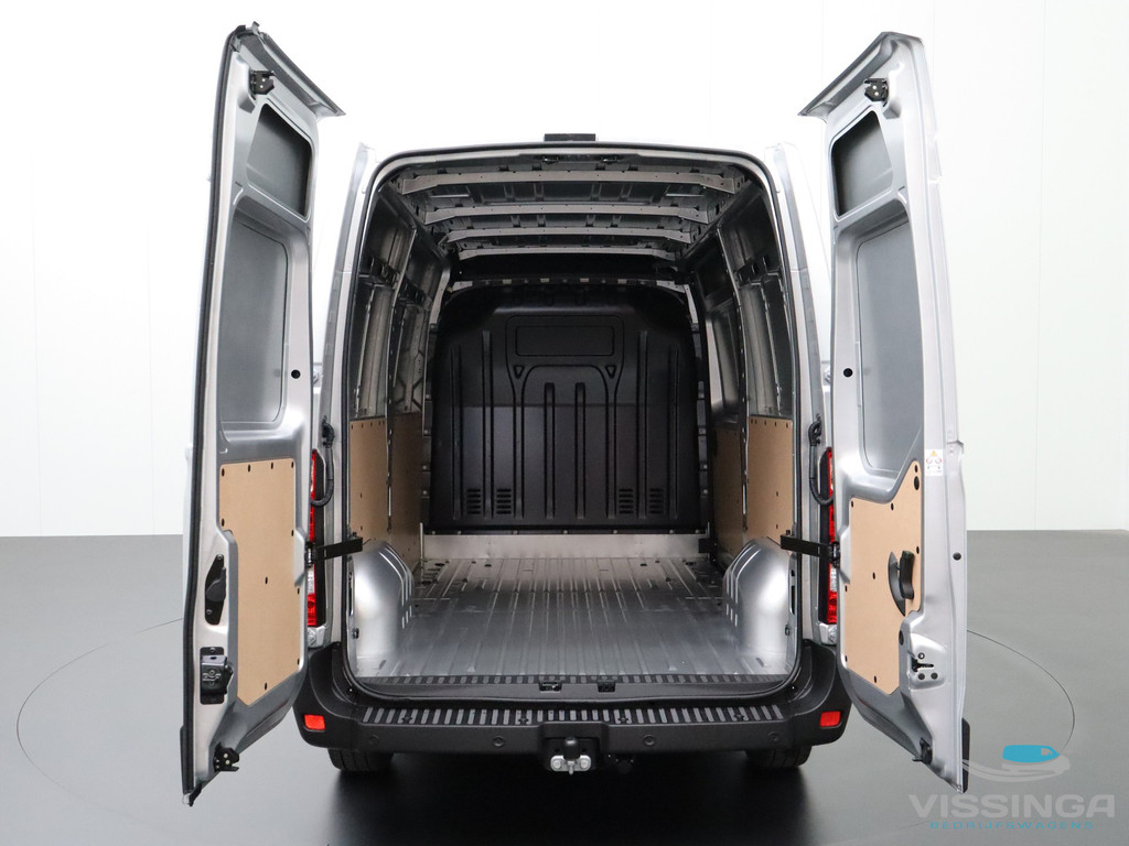 Renault Master T35 2.3 dCi L2H2 150 pk S-Edition 12