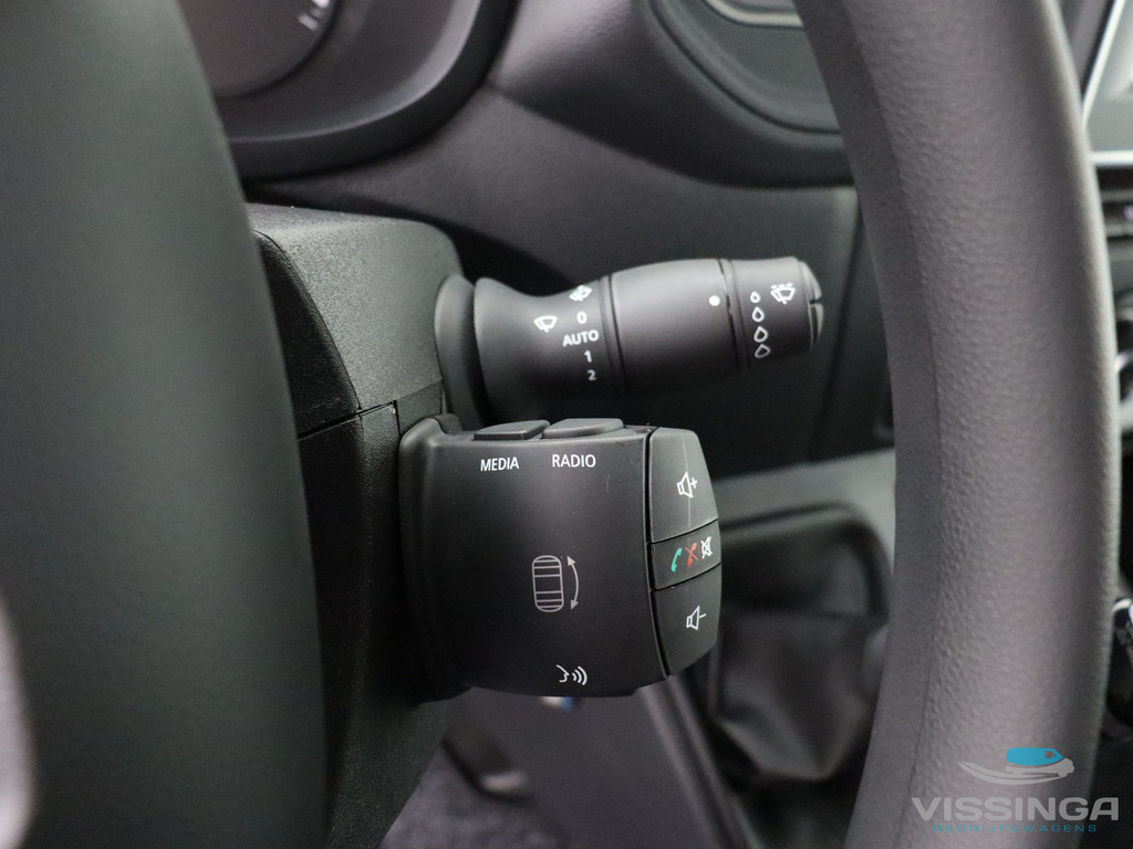 Renault Master T35 2.3 dCi L2H2 150 pk S-Edition 14