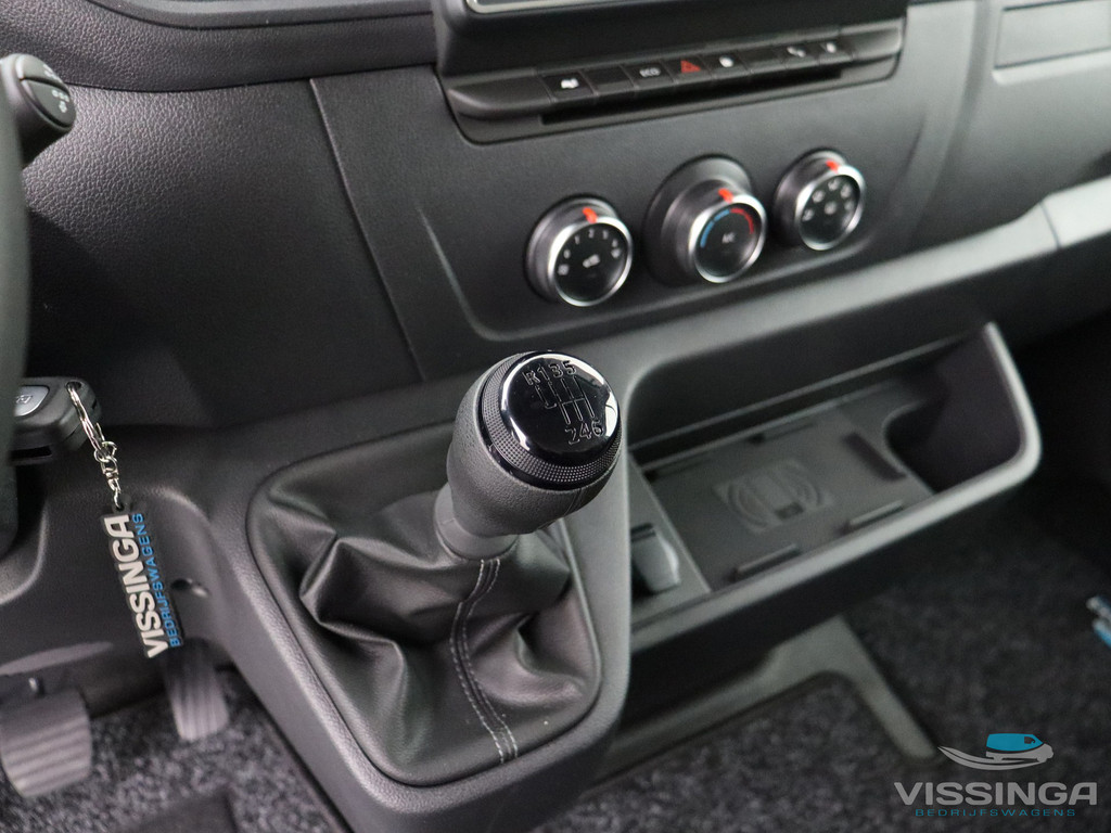 Renault Master T35 2.3 dCi L2H2 180 pk A-Edition 14