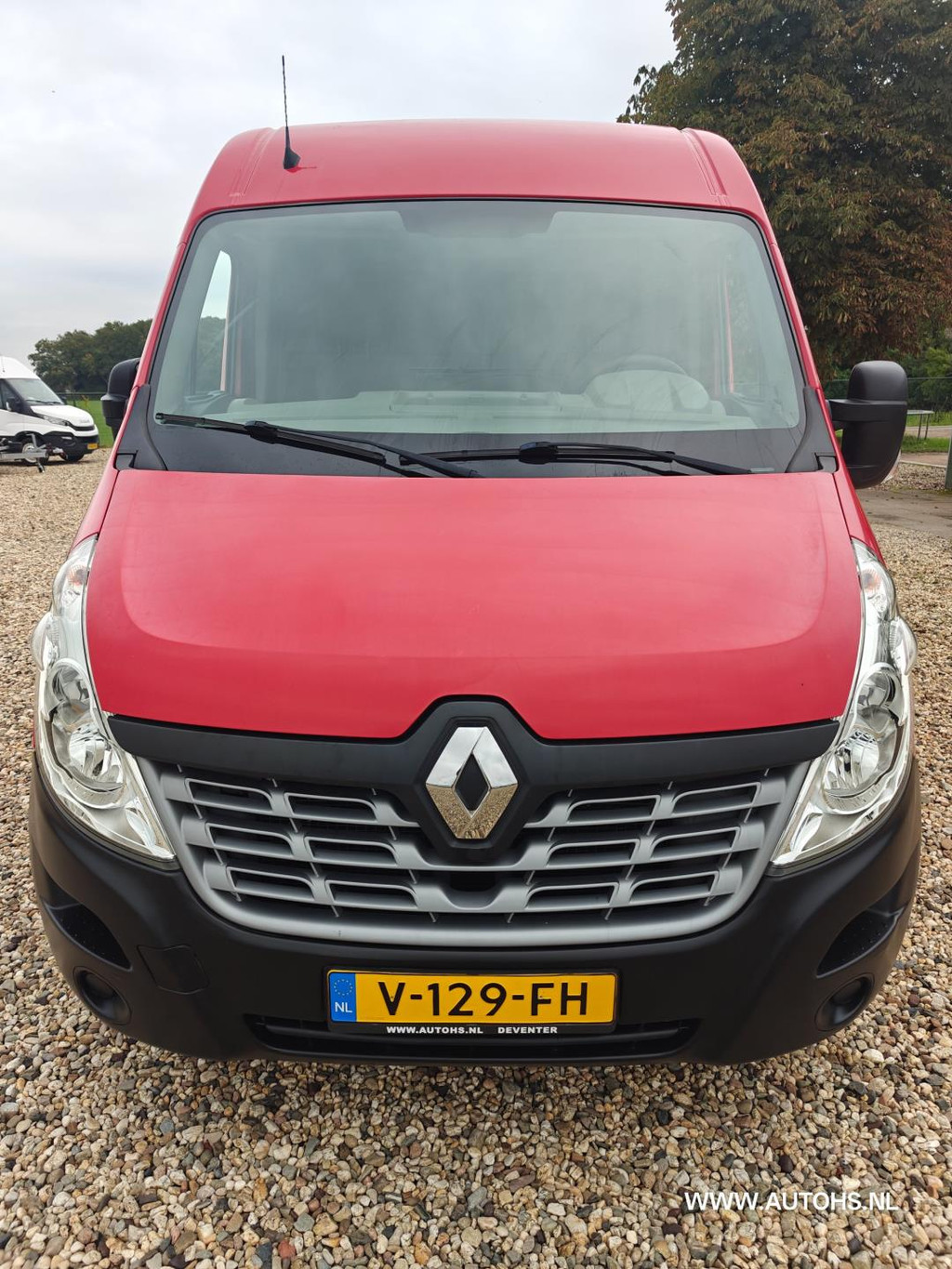 Renault Master T35 2.3 dCi L2H2 , Euro 6 , 130 PK , lage km , nette bus 9