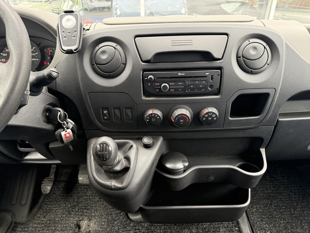 Renault Master T35 2.3 dCi L2H2 | NL-auto | 1e Eig | Navi | Cruisec. | Trekhaak 21
