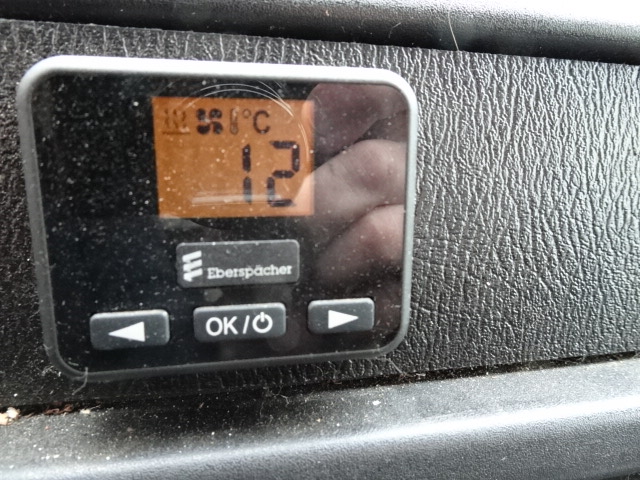 Renault Master T35 2.3 dCi L2H2 airco omvormer standkachel 10