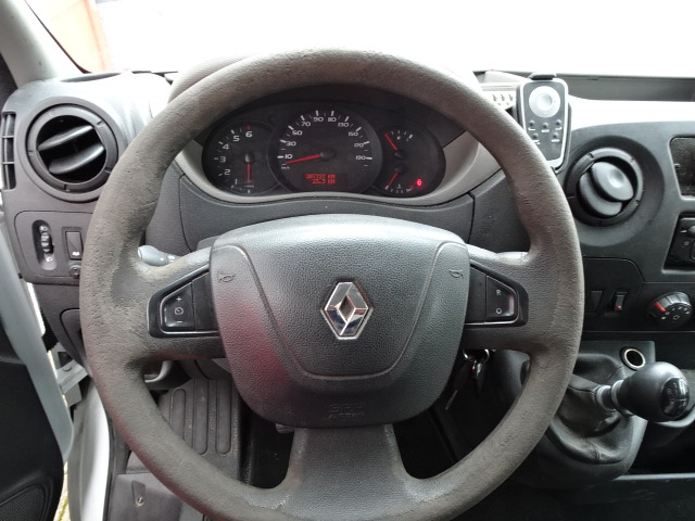 Renault Master T35 2.3 dCi L2H2 airco omvormer standkachel 15