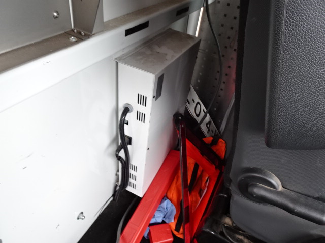 Renault Master T35 2.3 dCi L2H2 airco omvormer standkachel 19