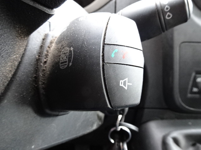 Renault Master T35 2.3 dCi L2H2 airco omvormer standkachel 21