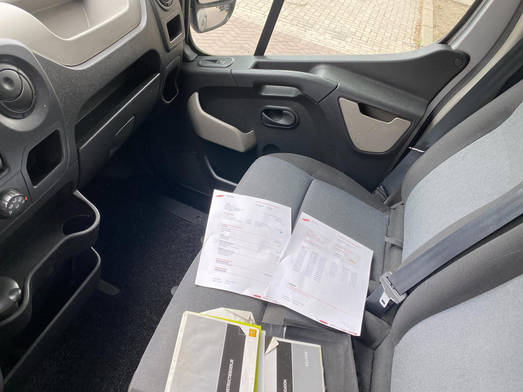 Renault Master T35 2.3 dCi L3 * Dubbellucht * Airco * Cruise Control * Euro5 * APK 18-7-2026 * Dubbele Schuifdeur * 2011 * 15