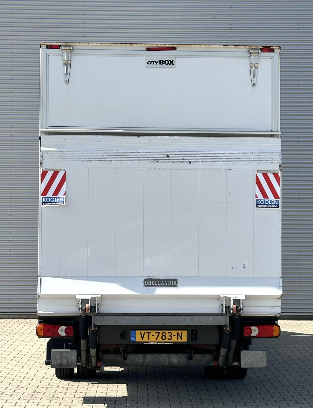 Renault Master T35 2.3 dCi L4 Bakwagen met laadklep 14