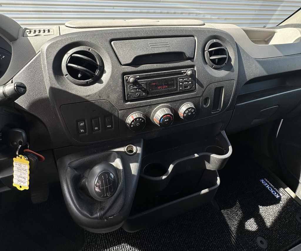 Renault Master T35 2.3 dCi L4 Bakwagen met laadklep 9