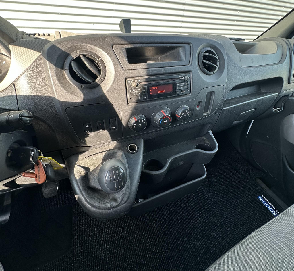 Renault Master T35 2.3 dCi L4 Bakwagen met laadklep DL 11