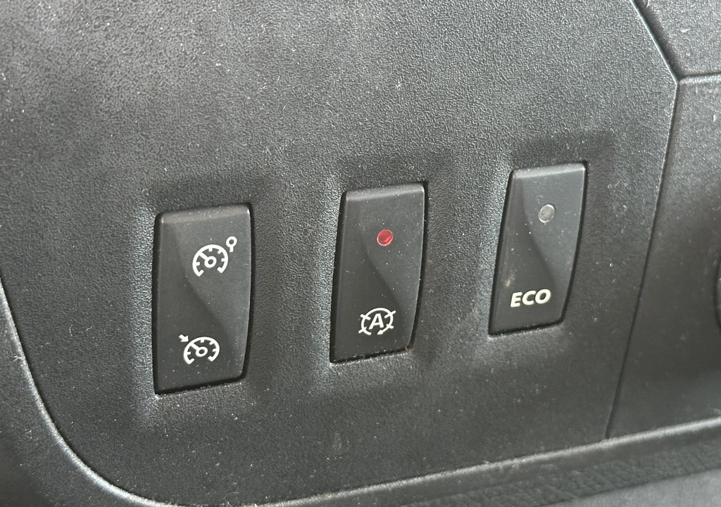 Renault Master T35 2.3 dCi L4 Bakwagen met laadklep DL 9