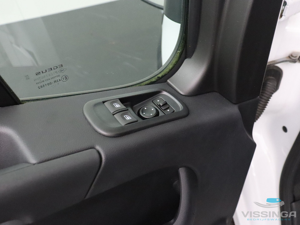 Renault Master T35 2.3 dCi Meubelbak 410x215x220 (20m3) 11