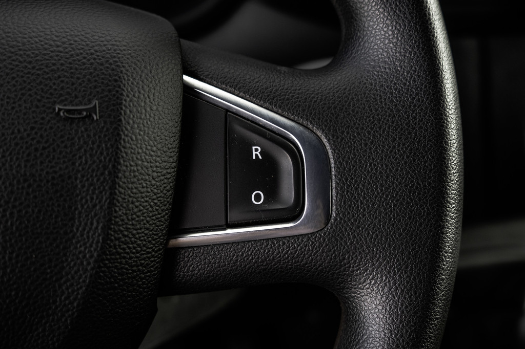 Renault Master T35 dCi 135 L2H2 | LED | Camera | Navi | Imperiaal | Ladder | Cruise | PDC | Euro 6 21