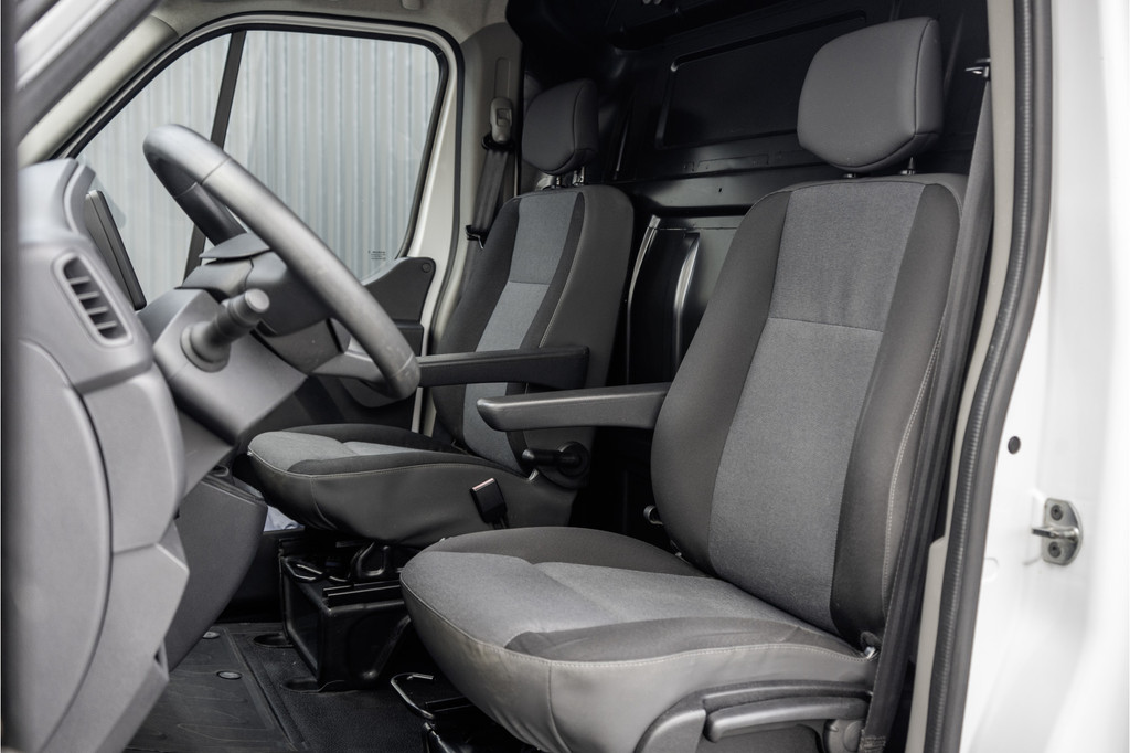 Renault Master T35 dCi 180PK | L3H2 | 3.5T Trekgewicht | Luchtvering | LED | Camera | Navi | Cruise | Airco| PDC | Euro 6 15