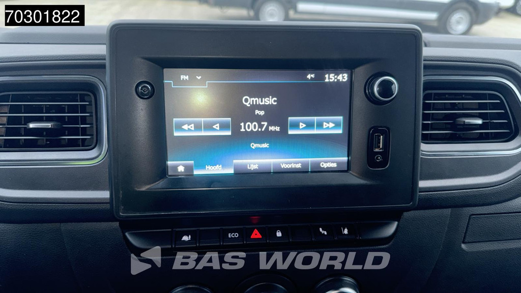 Renault Master 135PK L3H2 Trekhaak LED Navi Airco Cruise Camera Parkeersensoren v+a APK 03-2026 Euro6 L3 Airco Trekhaak Cruise control 15