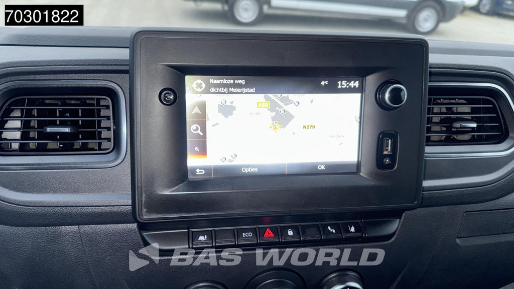 Renault Master 135PK L3H2 Trekhaak LED Navi Airco Cruise Camera Parkeersensoren v+a APK 03-2026 Euro6 L3 Airco Trekhaak Cruise control 16