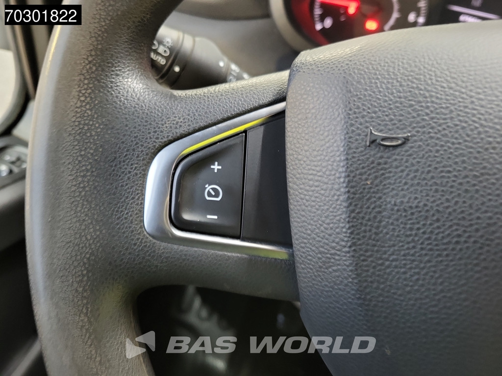 Renault Master 135PK L3H2 Trekhaak LED Navi Airco Cruise Camera Parkeersensoren v+a APK 03-2026 Euro6 L3 Airco Trekhaak Cruise control 19