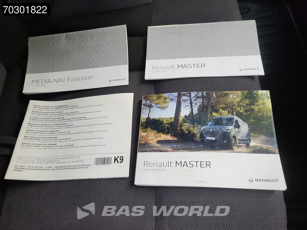 Renault Master 135PK L3H2 Trekhaak LED Navi Airco Cruise Camera Parkeersensoren v+a APK 03-2026 Euro6 L3 Airco Trekhaak Cruise control 21