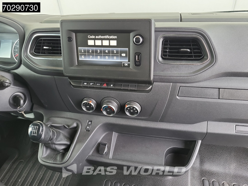 Renault Master 145PK Bakwagen Lowliner Achterdeuren Airco Cruise Euro6 Meubelbak Plancher Foodtruck Paardenwagen 17m3 Airco Cruise control 12