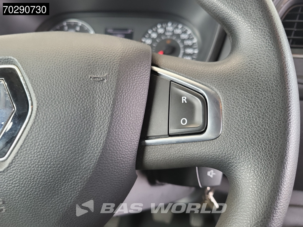 Renault Master 145PK Bakwagen Lowliner Achterdeuren Airco Cruise Euro6 Meubelbak Plancher Foodtruck Paardenwagen 17m3 Airco Cruise control 17