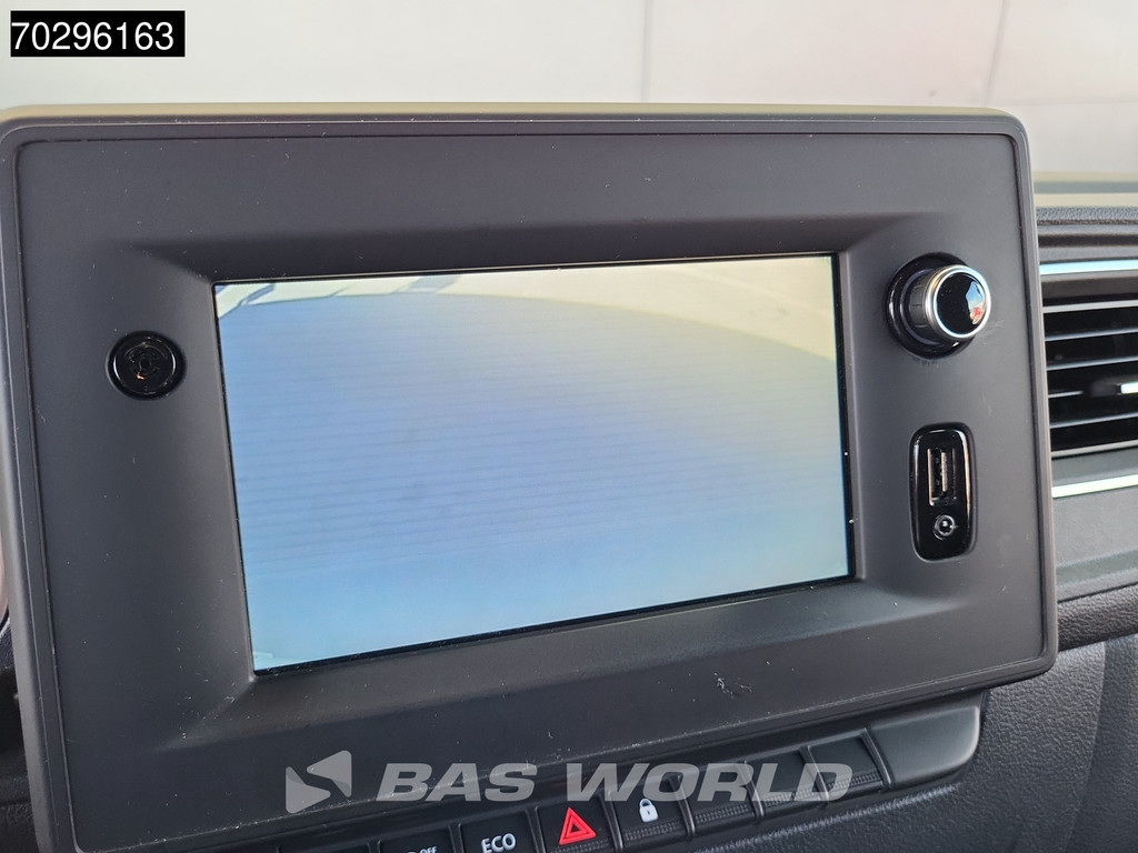 Renault Master 145PK Bakwagen Lowliner Navi LED Airco Cruise Camera Euro6 APK 01-2026 Meubelbak Koffer Verkoopwagen Foodtruck Paardenwagen 21m3 Airco Cruise control 15