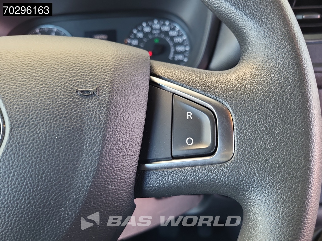 Renault Master 145PK Bakwagen Lowliner Navi LED Airco Cruise Camera Euro6 APK 01-2026 Meubelbak Koffer Verkoopwagen Foodtruck Paardenwagen 21m3 Airco Cruise control 18