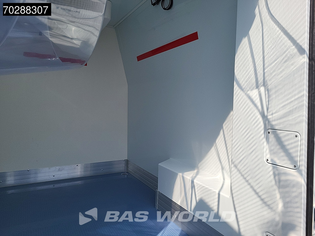 Renault Master 145PK Bi Temp Koelwagen Vriezer Thermo King V-300 Max SP 230v Stekker LED Airco Cruise Camera Euro6 Koel Koeler Kühl Kühler Vries Vriezer Kühlwagen Frigo 6m3 Airco Cruise control 9
