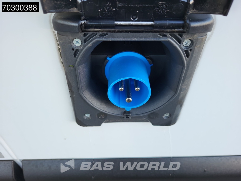 Renault Master 145PK Bi Temp Koelwagen Vriezer Thermo King V-300 Max SP 230v Stekker LED Airco Cruise Camera Euro6 Koel Koeler Kühl Kühler Vries Vriezer Kühlwagen Frigo Airco Cruise control 11