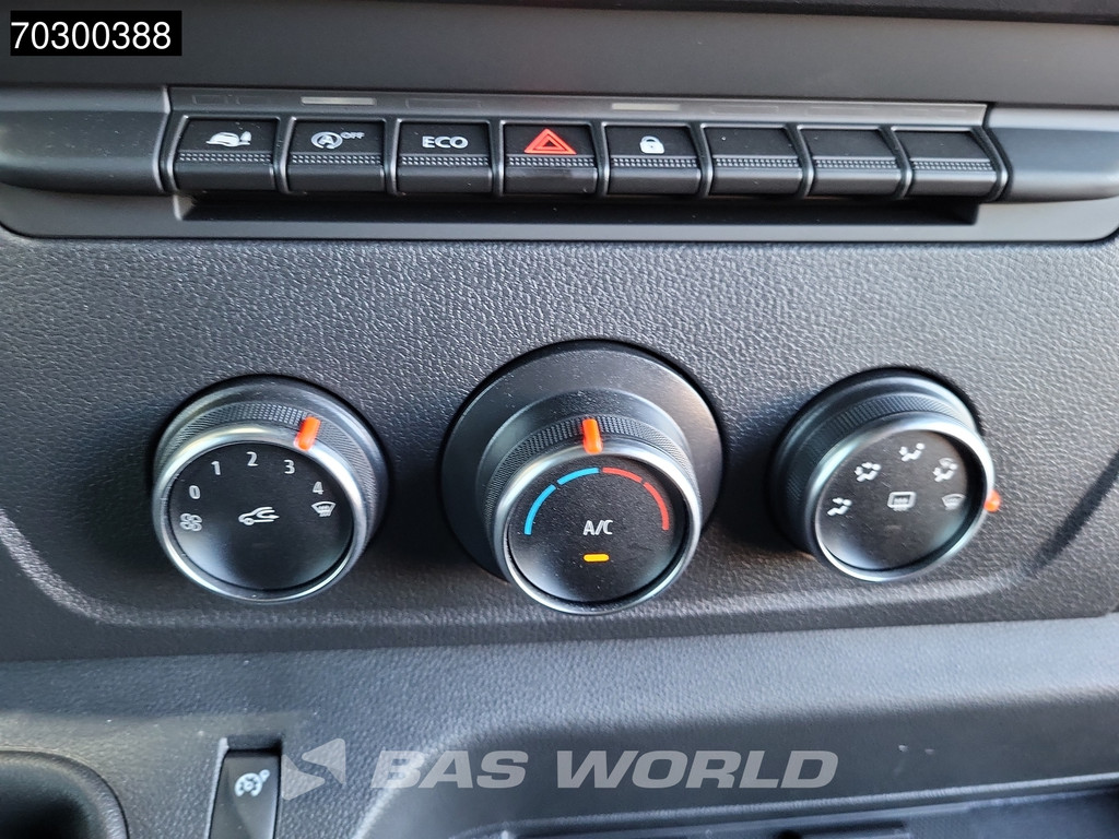 Renault Master 145PK Bi Temp Koelwagen Vriezer Thermo King V-300 Max SP 230v Stekker LED Airco Cruise Camera Euro6 Koel Koeler Kühl Kühler Vries Vriezer Kühlwagen Frigo Airco Cruise control 17