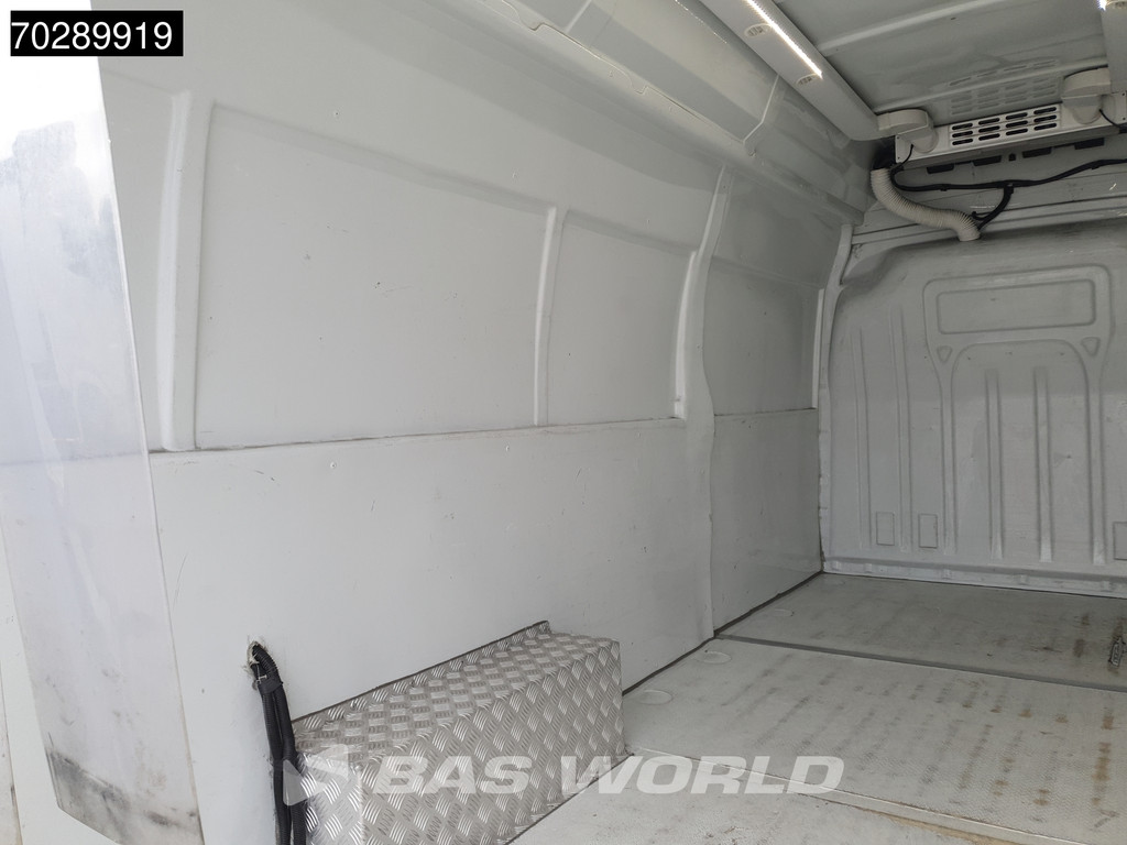 Renault Master 145PK Hoog Dak L4H3 LED Navi Airco Cruise Parkeersensoren Euro6 L4 16m3 Airco Cruise control 8