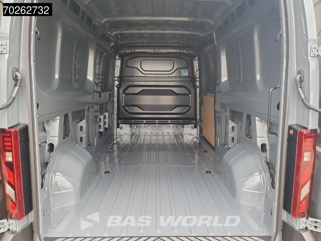 Renault Master 150PK 2025 MODEL Airco Cruise Apple Carplay Parkeersensoren Camera 12m3 Airco Cruise control 10