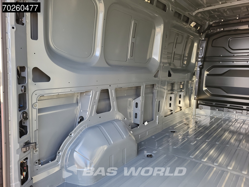 Renault Master 150PK 2025 MODEL L3H2 150PK Airco Cruise Camera Parkeersensoren 12m3 Airco Cruise control 9