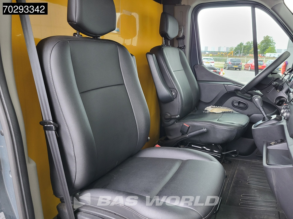 Renault Master 150PK Bakwagen Airco Cruise Luchtvering Meubelbak Plancher Verkoopwagen Foodtruck Paardenwagen 18m3 Airco Cruise control 11