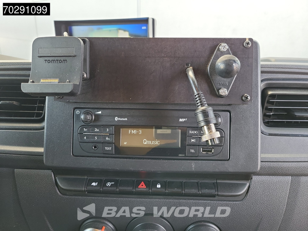 Renault Master 150PK Bakwagen Airco Cruise Luchtvering Meubelbak Plancher Verkoopwagen Foodtruck Paardenwagen 18m3 Airco Cruise control 12