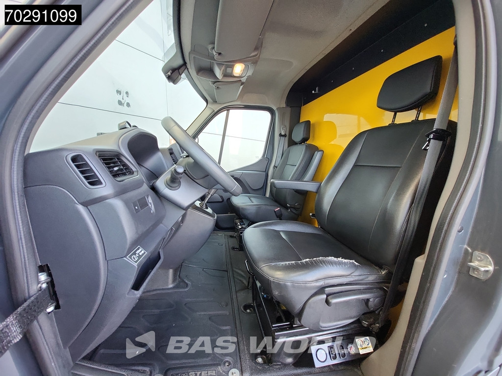 Renault Master 150PK Bakwagen Airco Cruise Luchtvering Meubelbak Plancher Verkoopwagen Foodtruck Paardenwagen 18m3 Airco Cruise control 15