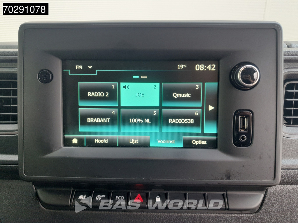 Renault Master 150PK L3H2 Oprijplaat Trekhaak Navi Camera Airco Cruise APK 03-2026 12m3 Airco Trekhaak Cruise control 14