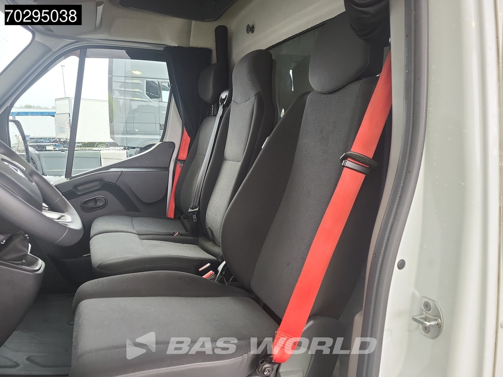 Renault Master 165PK Schuifzeilen RED-edition LED Airco Cruise Standkachel Euro6 Zeilen Zeil Curtainsides Zeilenwagen Plane Bakwagen Koffer 24m3 Airco Cruise control 10