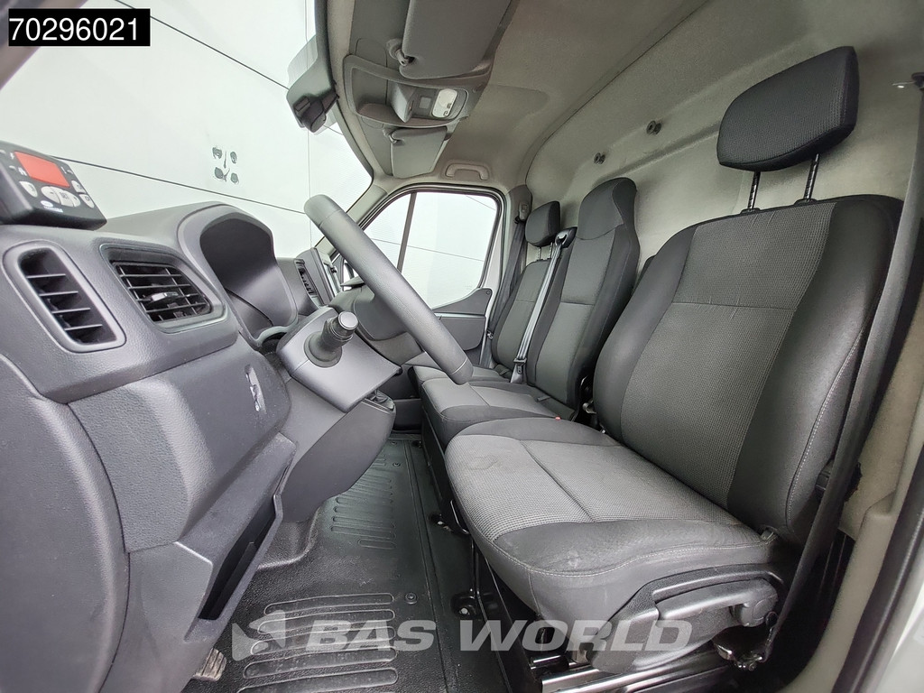 Renault Master 180PK Koelwagen 2x Schuifdeur Carrier Navi LED Airco Cruise Camera Parkeersensoren APK 07-2026 Euro6 Koel Koeler Koelwagen Kühl Kühler Kühlwagen Airco Cruise control 13