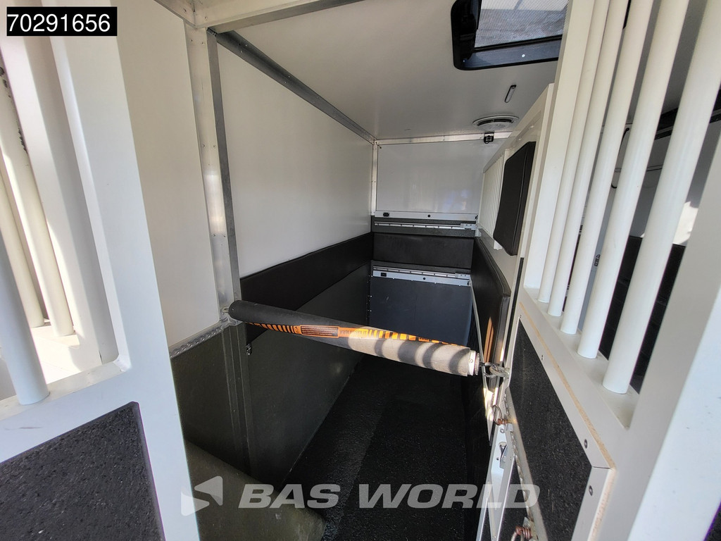 Renault Master 180PK Paardenwagen Hengstenuitvoering Automaat 180PK Trekhaak LED Airco Cruise Camera Euro6 Horsetruck Horse Airco Trekhaak Cruise control 10