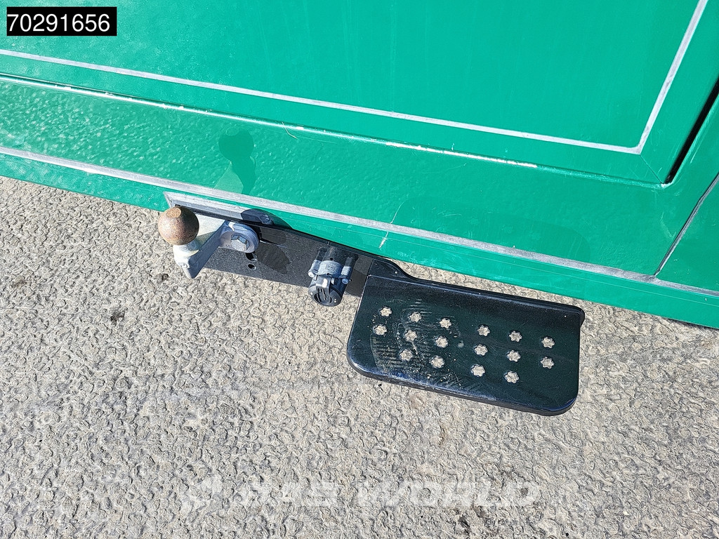 Renault Master 180PK Paardenwagen Hengstenuitvoering Automaat 180PK Trekhaak LED Airco Cruise Camera Euro6 Horsetruck Horse Airco Trekhaak Cruise control 12