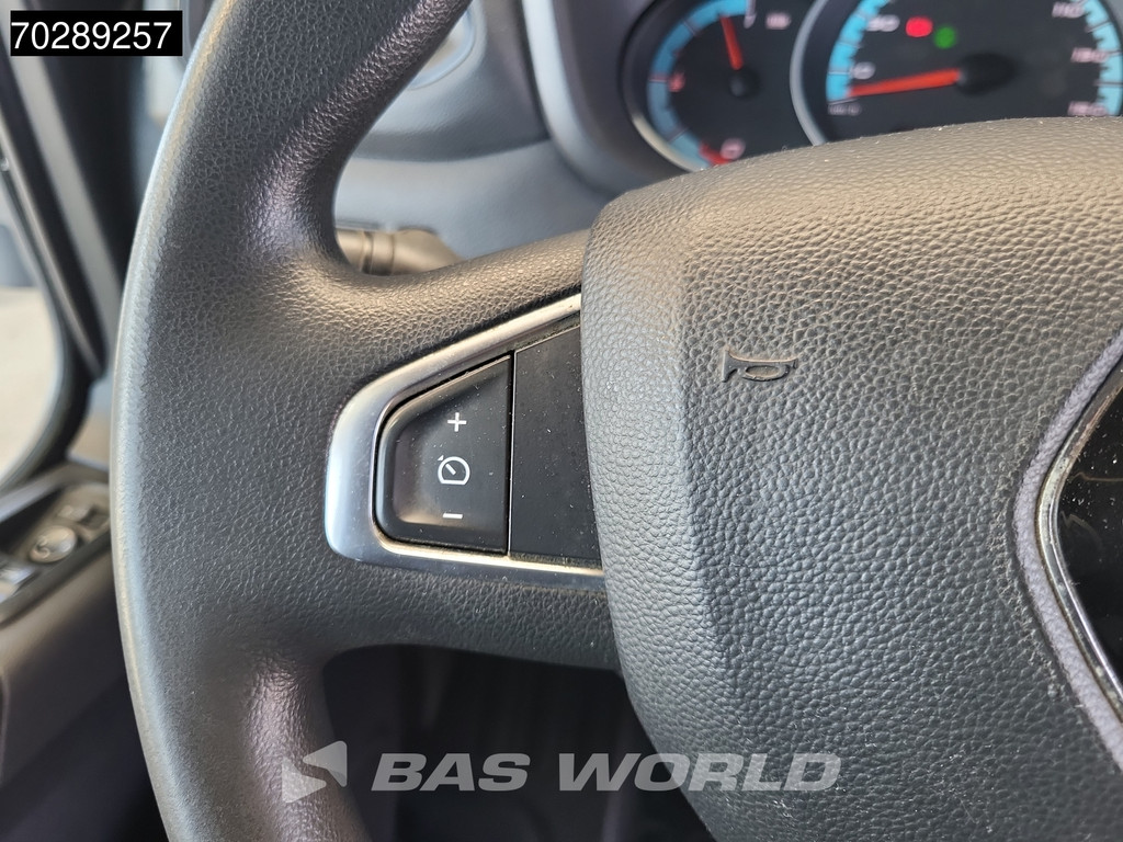 Renault Master Z.E. 77PK Z.E. 77PK Elektrisch 33kWh WLTP 120km L2H2 L2 E-Tech Camera Airco Cruise 10m3 Airco Cruise control 19