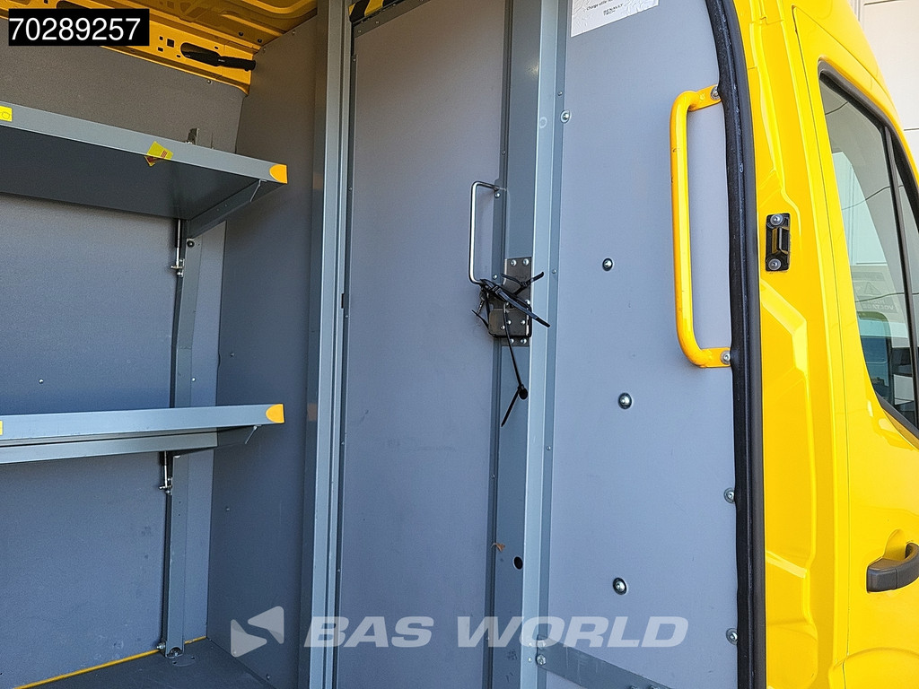 Renault Master Z.E. 77PK Z.E. 77PK Elektrisch 33kWh WLTP 120km L2H2 L2 E-Tech Camera Airco Cruise 10m3 Airco Cruise control 9