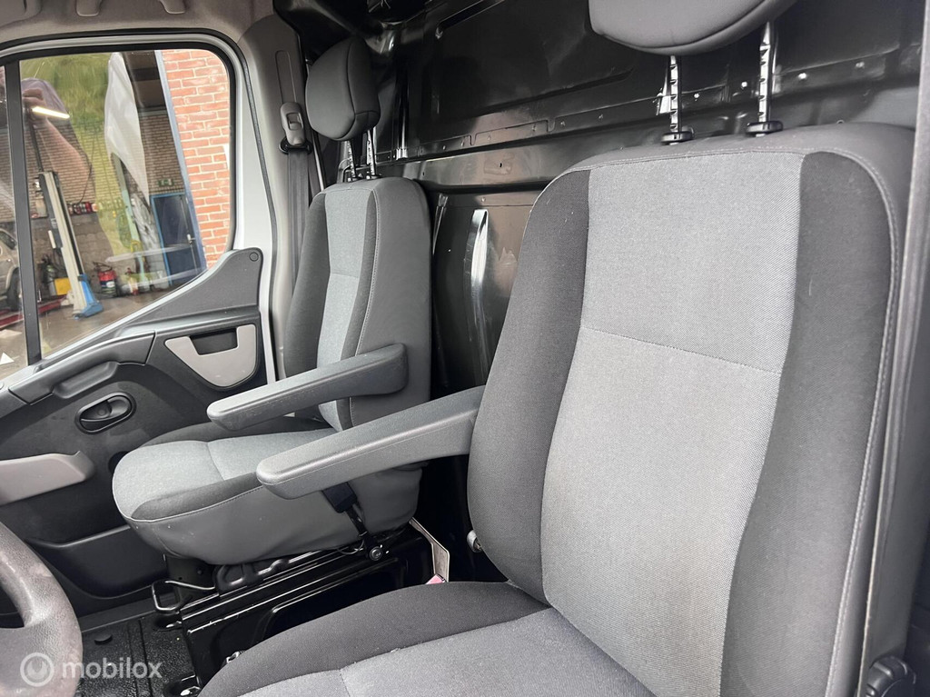 Renault Master bestel T33 2.3 dCi L1H1 178000 km dub deur 7