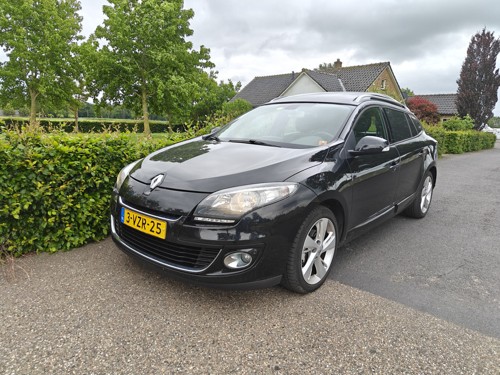 Renault Mégane 1.5 dCi Bose S&S CLIMA/NAVI BJ 2012