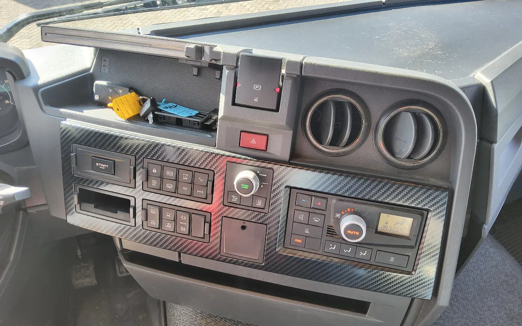 Renault T 440 4x2 EVO - 13 LITER - EURO 6 - 21-BZJ-7 17