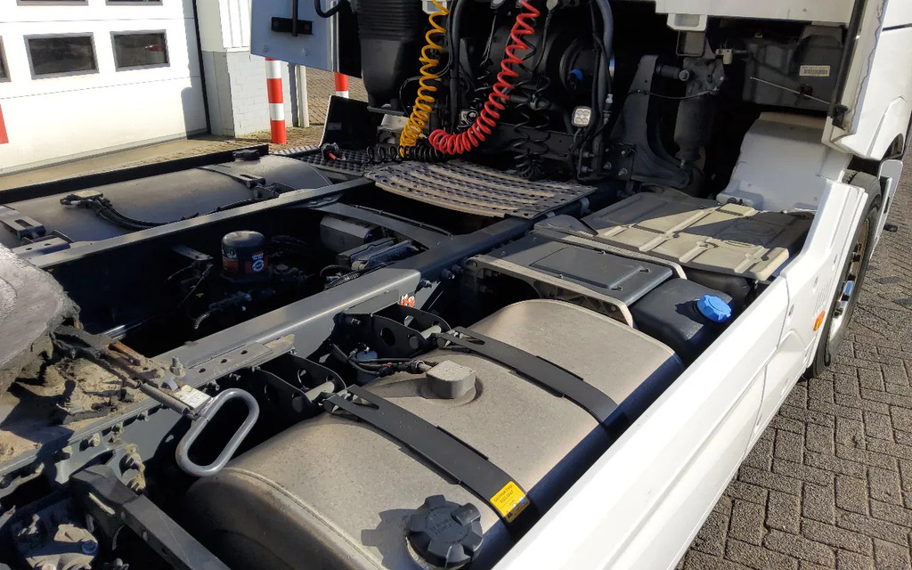 Renault T 440 HIGH 4x2 13 LITER - EURO 6 - 30-BKV-8 - VF610A369JD013245 15