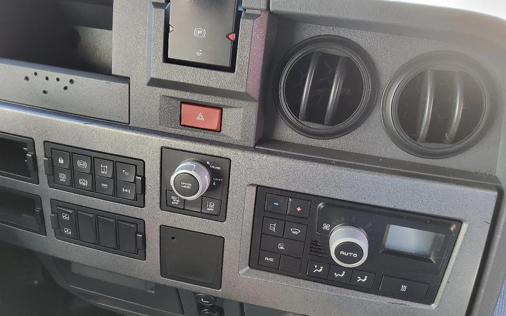 Renault T 460 4x2 SLEEPERCAB- EURO 6 - 42-BZK-5 14