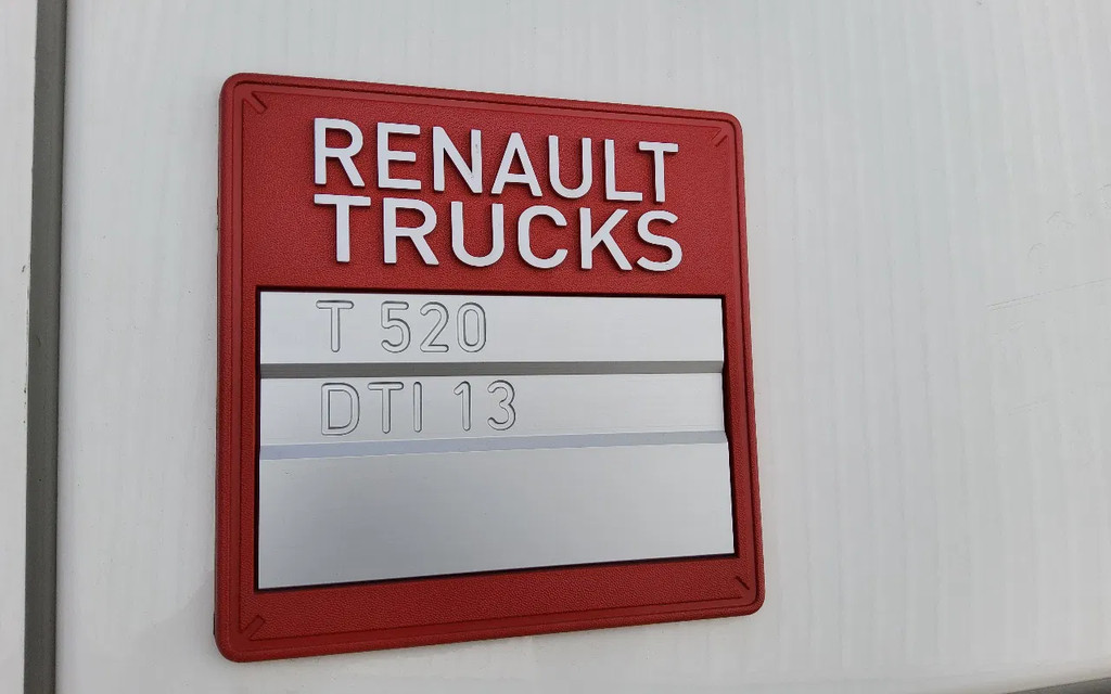 Renault T 520 SLEEPERCAB 4x2 - 13 Liter - EURO 6 - VF611A369MD029477 9